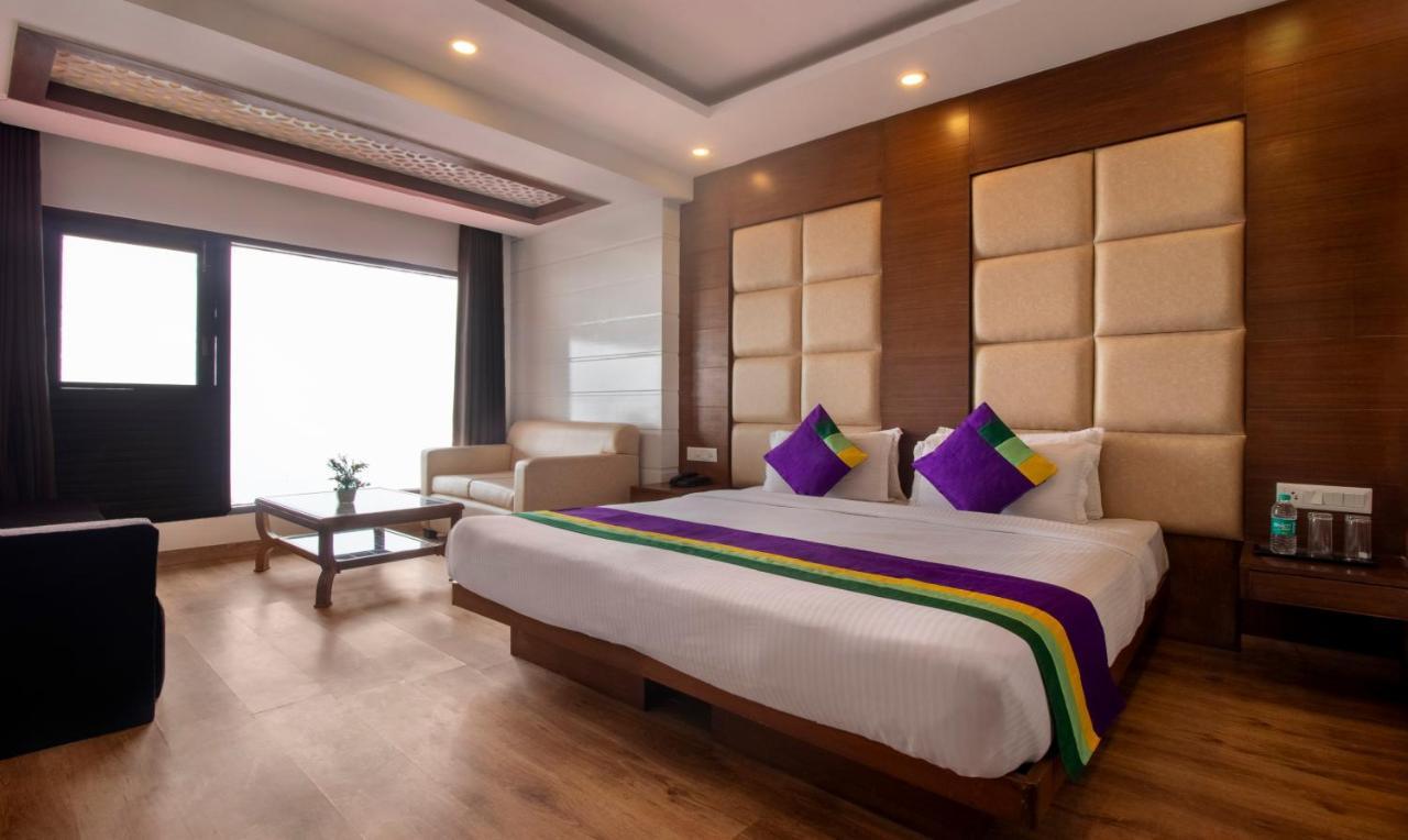 Treebo Premium Queen Of Hills Near Mall Road Mussoorie Exterior foto