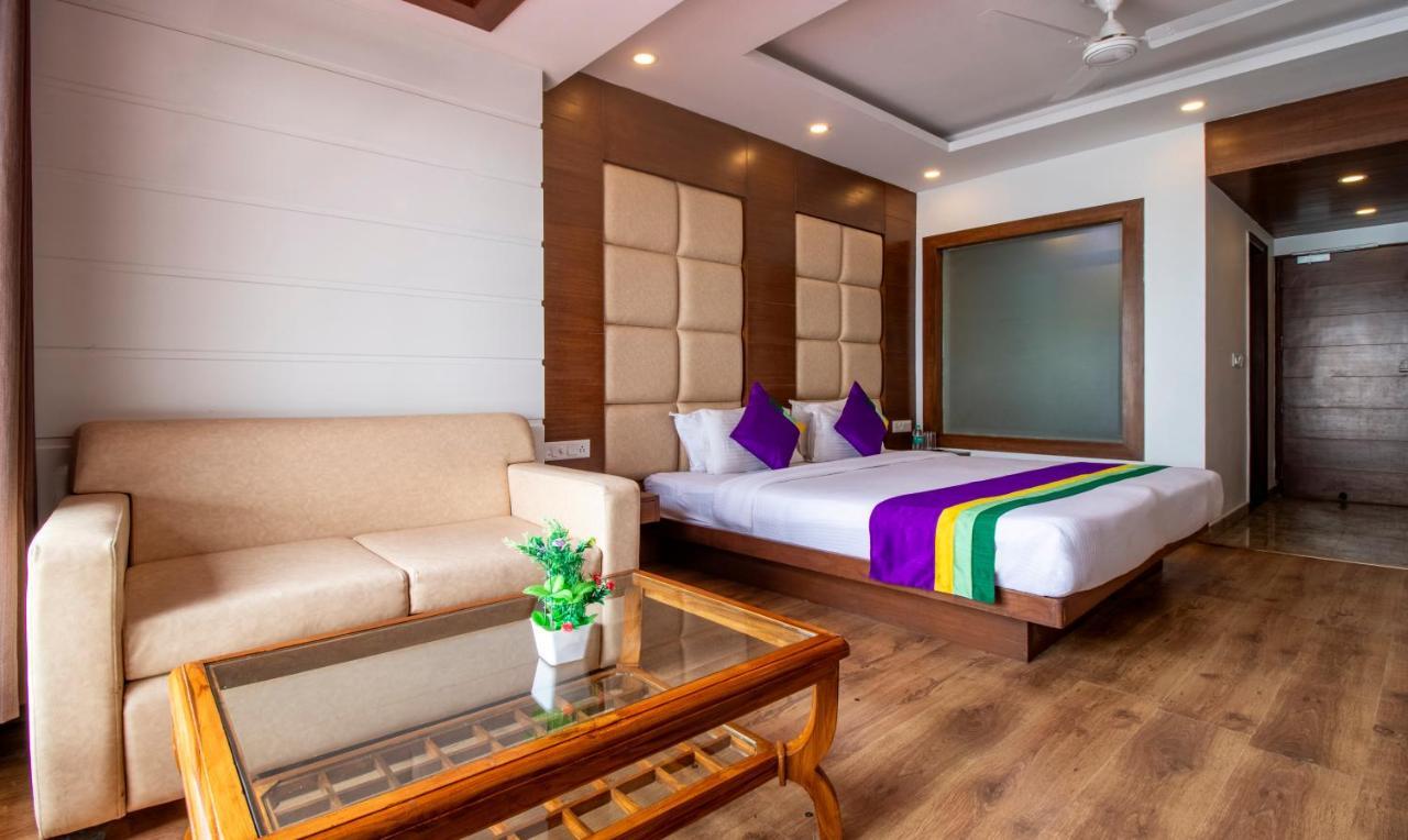 Treebo Premium Queen Of Hills Near Mall Road Mussoorie Exterior foto