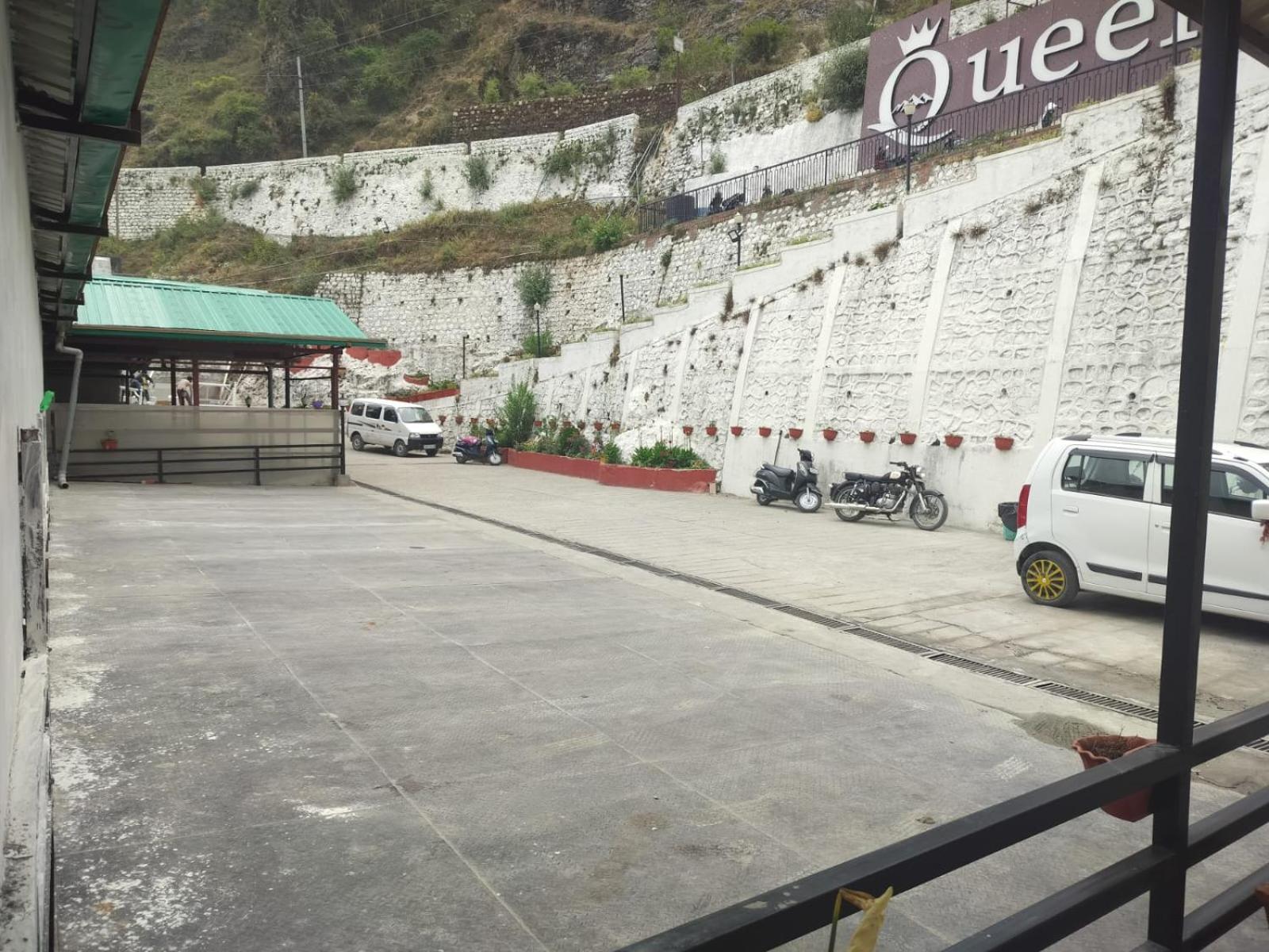 Treebo Premium Queen Of Hills Near Mall Road Mussoorie Exterior foto